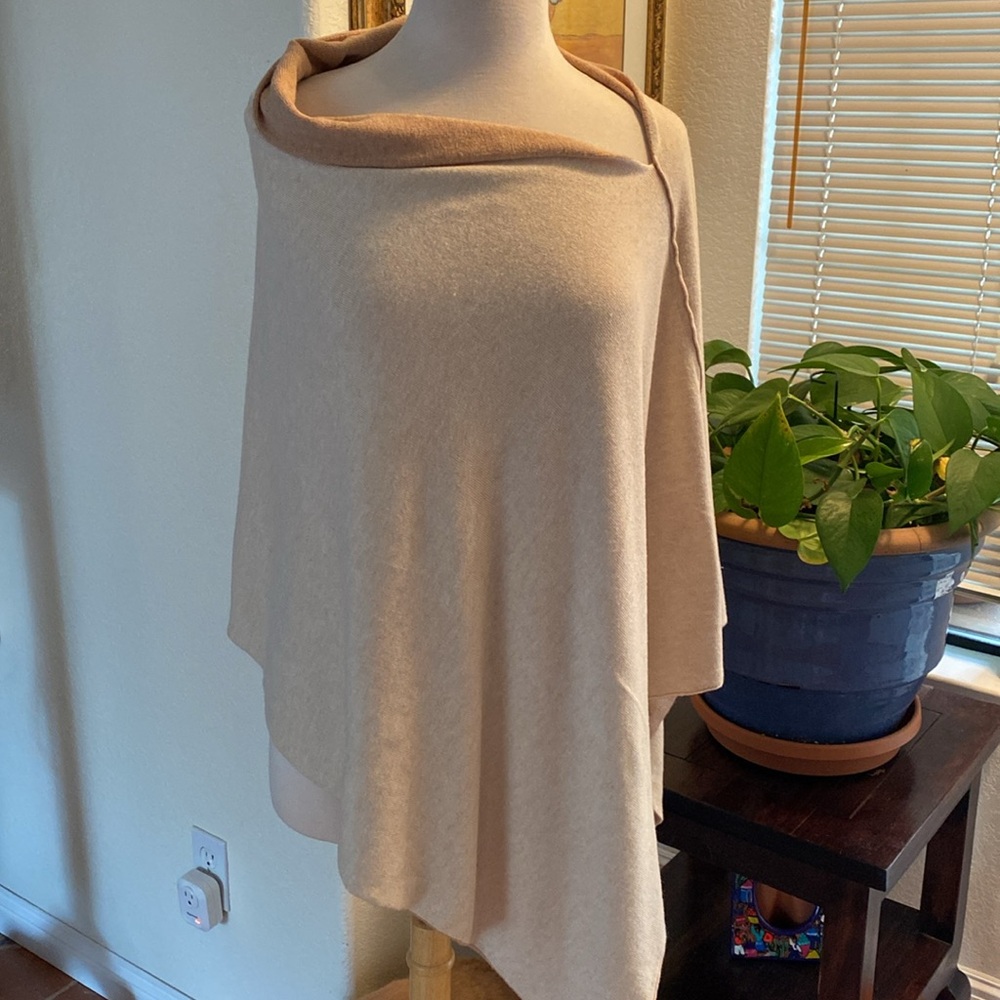 Reversible Poncho - Picture 2 of 2